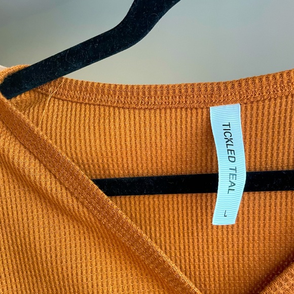 Tickled Teal sz L peplum top - Picture 1 of 3